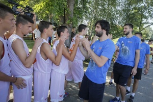 Баскетбольный лагерь Милоша Теодосича